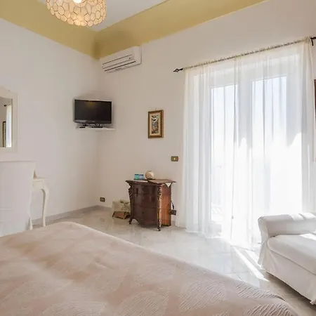 Mamma Rosa Bed & Breakfast *