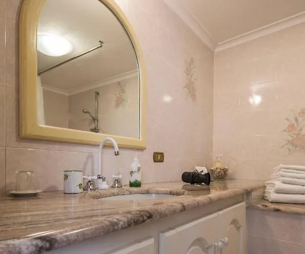 Mamma Rosa ベッド・アンド・ブレックファスト 4*